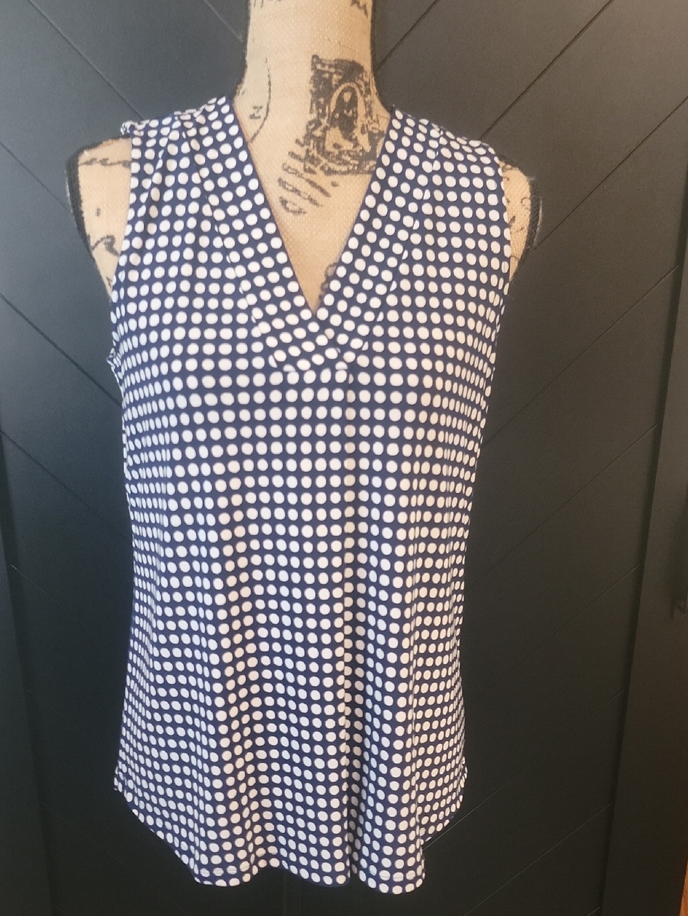 Sleeveless Navy and White Polka Dot V-Neck Top.  NWT Small